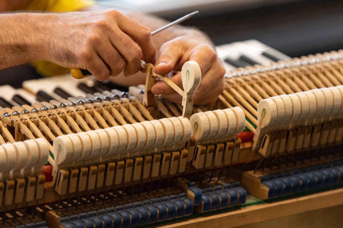 Accords et réparations de pianos